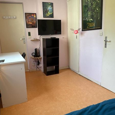 Zelda Apartment Безансон Екстериор снимка